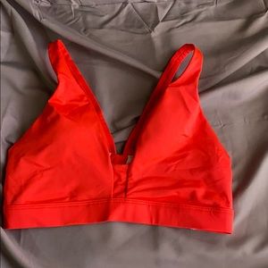 Victoria’s Secret Sport, Bra size medium